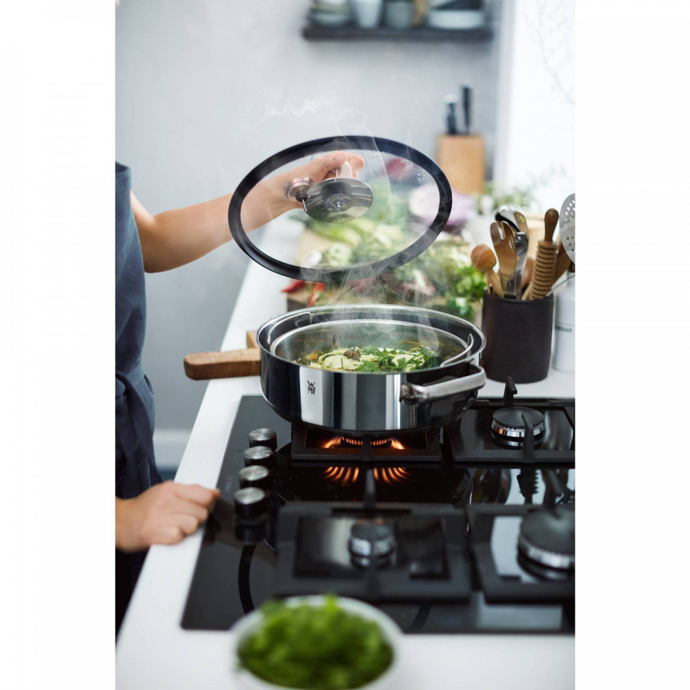 Кулинарная кастрюля 28см с крышкой