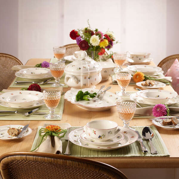 Petite Fleur Овальное блюдо 37см